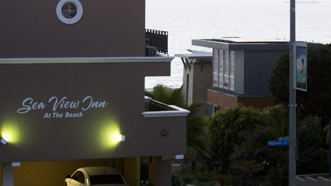 Hotel #10「SEA VIEW INN AT THE BEACH」